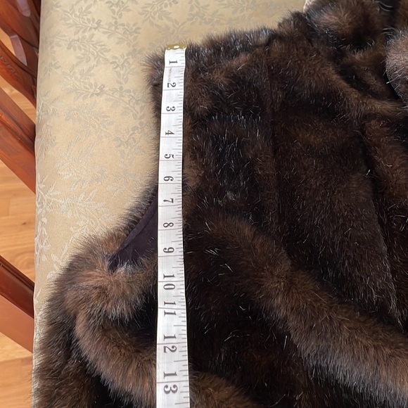 Faux Fur Vest - Picture 9 of 9